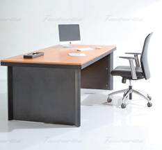 Wooden Rectangular Featherlite Gamma Executive Table, For Office.